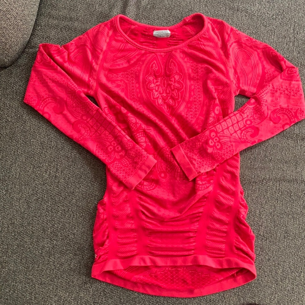 Athleta long sleeve top